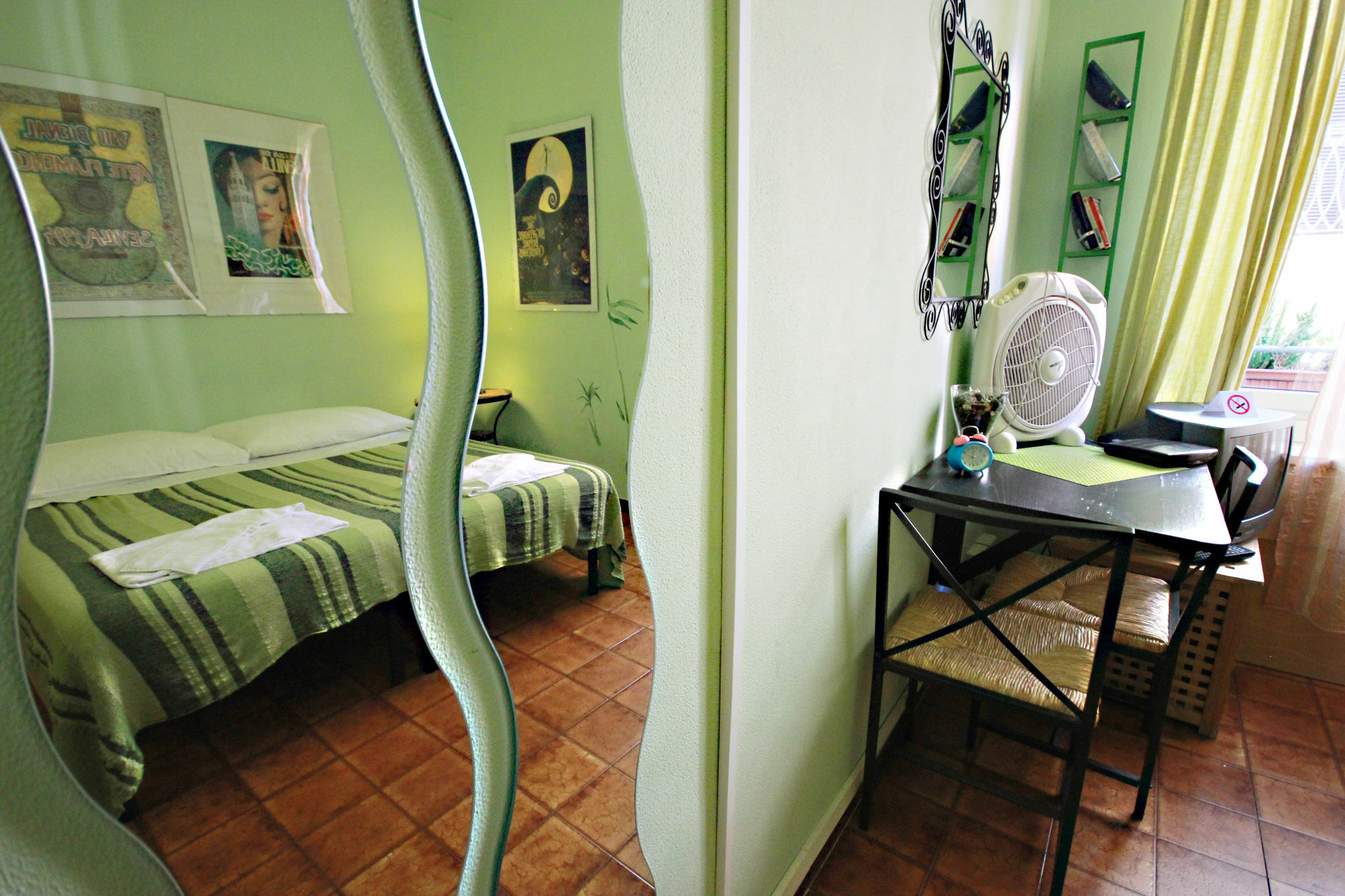 Sixbeds Hotel Roma Ngoại thất bức ảnh